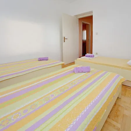 Holiday home Spacious With Swimming Pool Maslenica